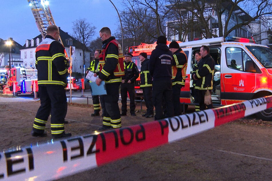 Die Ruderer wurden an Land zusammengeführt und gesichtet.