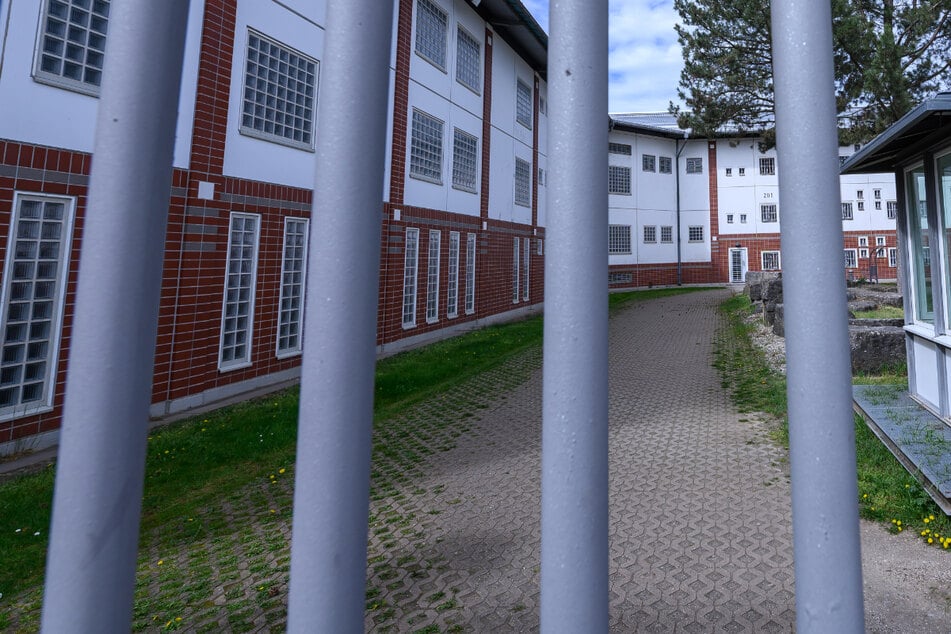 Insgesamt 101 Häftlinge durften vorzeitig raus. (Symbolbild)