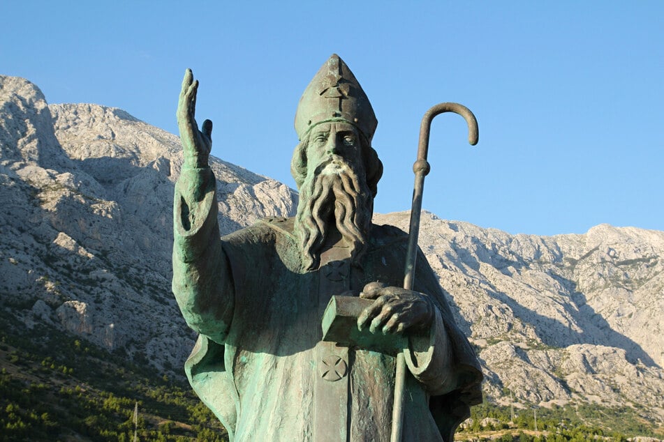 The statue of St. Nicholas in Baška Voda in Croatia shows what the bishop looked like.