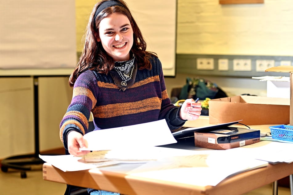 Helena Lange (17) zeichnet in diesem Jahr beim "ANIMA"-Workshop ihre Geschichte.