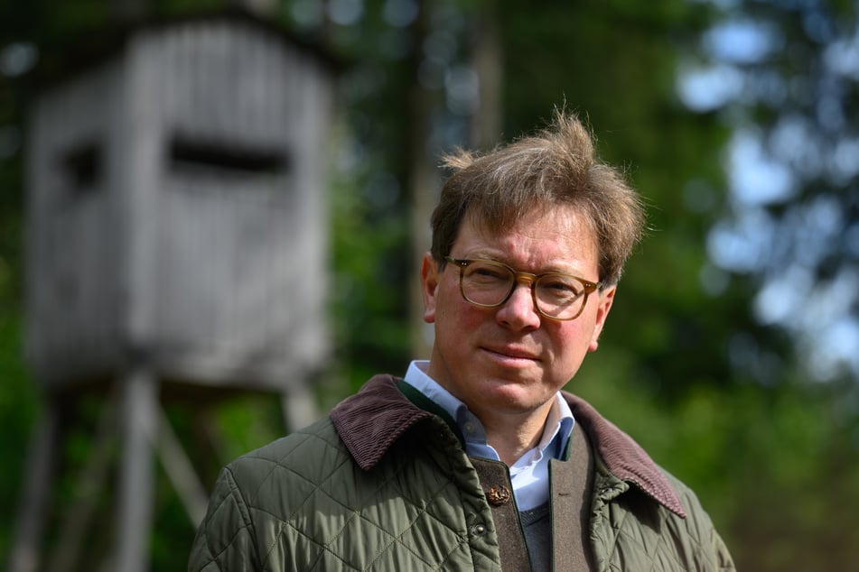 Sachsens Agrarminister Georg-Ludwig von Breitenbuch (54, CDU) sieht vorerst keinen Handlungsbedarf für eine Strategie 'Handwerkliche Fleischverarbeitung Sachsen'.