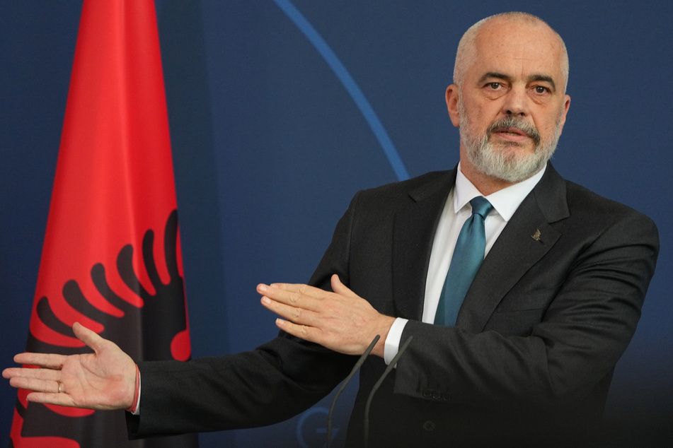 Albaniens Premierminister Edi Rama (59) erlaubte sich bei einer Podiumsdiskussion einen Scherz auf Kosten Putins. (Archivbild)