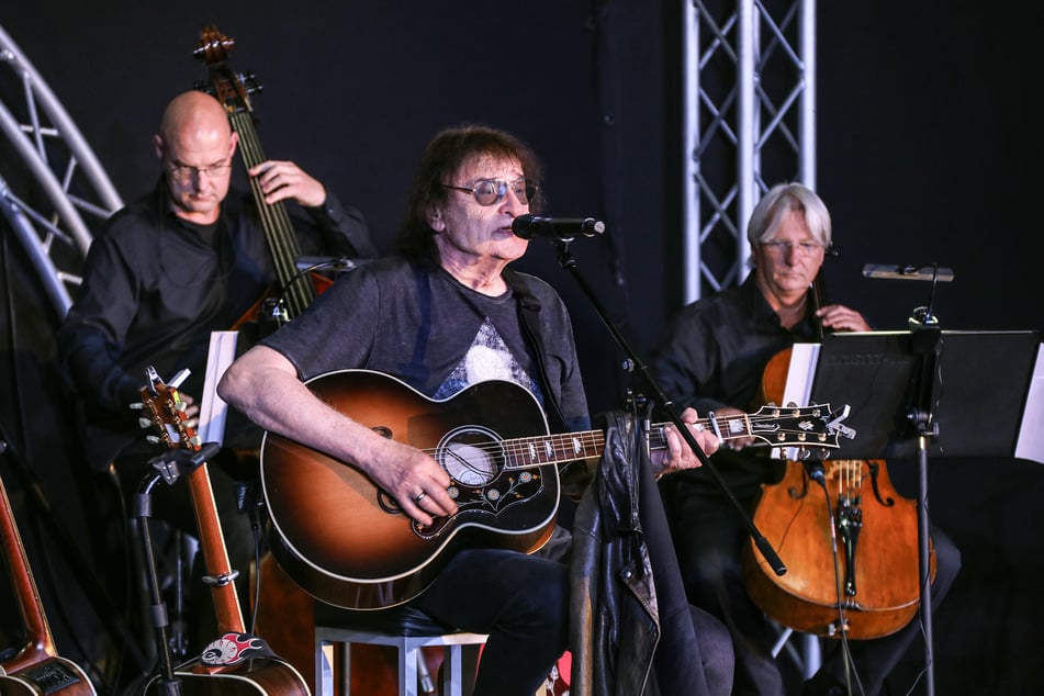 Der 82-Jährige ist mit einem Streicherquintett auf Tour. (Archivbild)