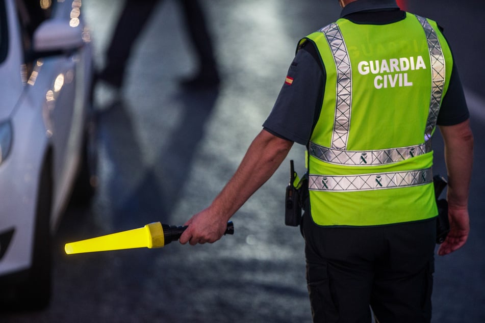 Die Polizei nahm den aggressiven Busfahrer fest. (Symbolfoto)