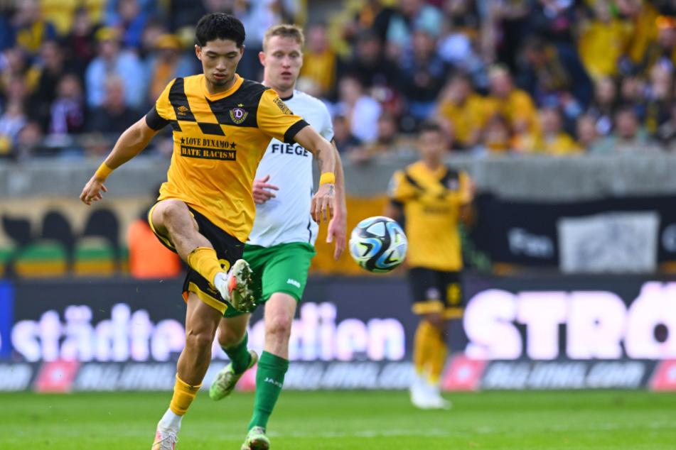 Kyu-Hyun Park (vorn) kehrte gegen Preußen Münster als Asiensieger in die Startelf von Dynamo Dresden zurück und machte einen ordentlichen Job.