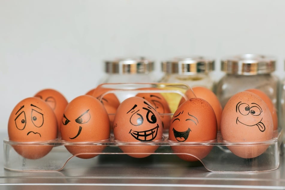 Jedes Ei verhält sich etwas anders, wenn es ans Kochen geht. Das hat mit der Größe, dem Gewicht und der Temperatur der Eier zu tun.