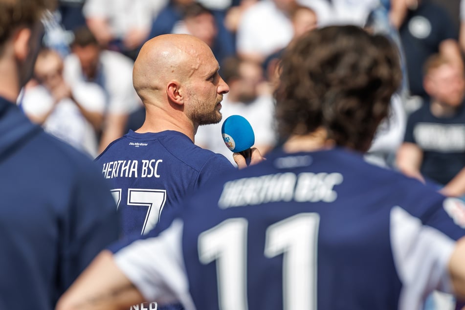 Leistner bekam von den Fans in der Ostkurve einen warmen Abschied.