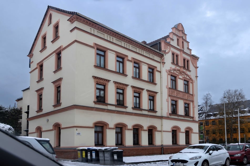 Treff und Schulung: In diesem Eckhaus an der Edisonstraße zog die rechtsextreme "Sachsengarde" ein.