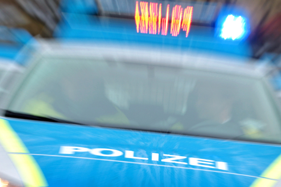 Die Polizei sucht dringend Zeugen (Symbolbild).