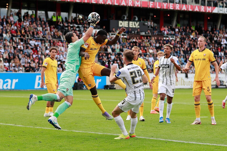 Beim Hinspiel in Elversberg schnupperte die SGD am Auswärtsdreier.