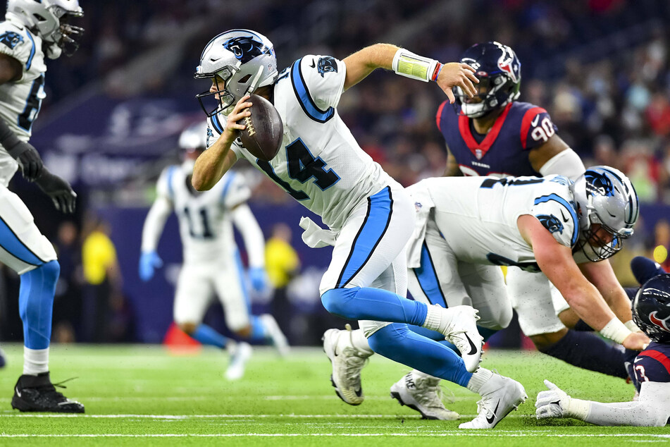 Panthers quarterback Sam Darnold led his team with two rushing touchdowns to beat the Texans on Thursday night.
