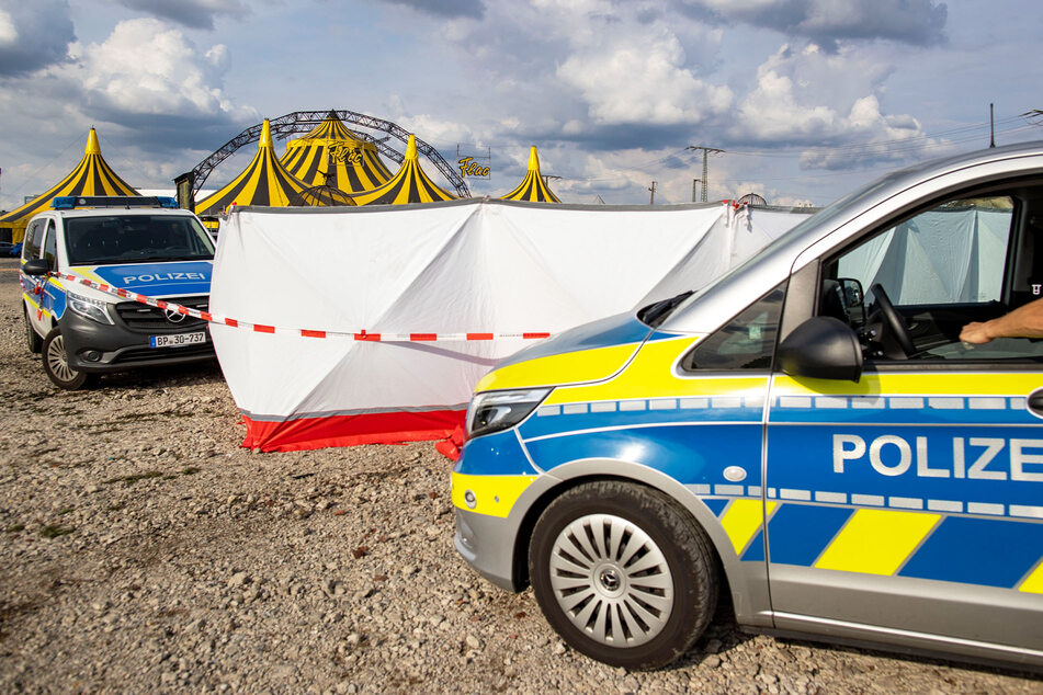 Flugzeugabsturz in Duisburg: Polizei ermittelt, wie es zum Unglück kommen konnte