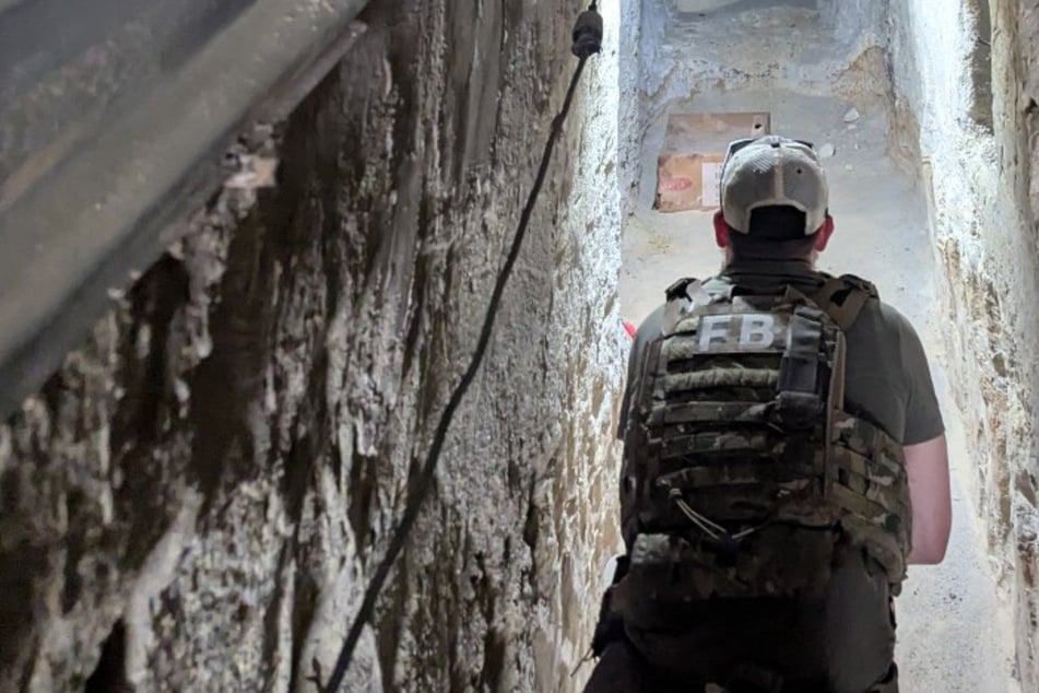 Mann versteckt 22 Kilo Dynamit in Höhle, doch das ist noch nicht alles