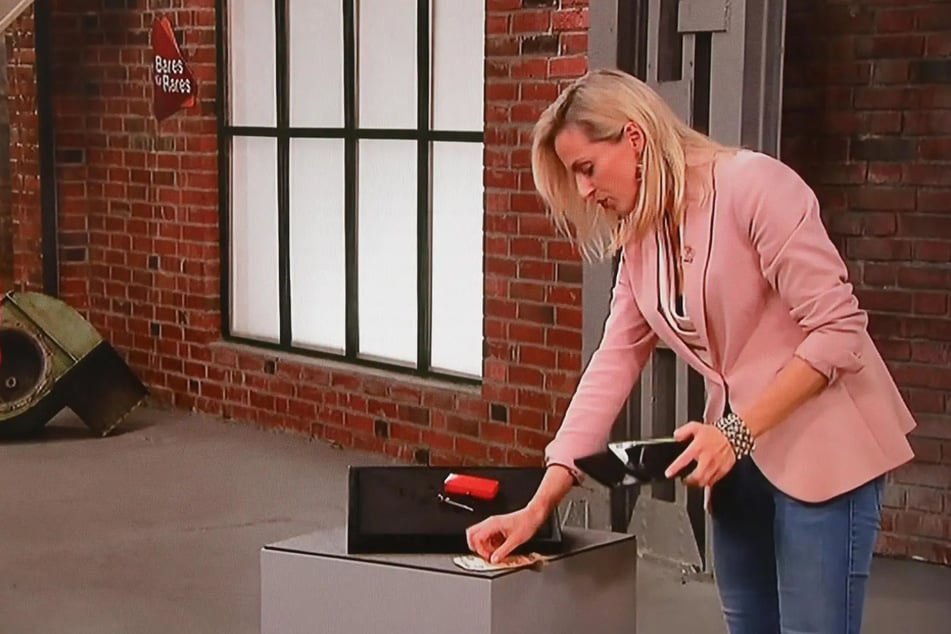 Elisabeth Nüdling (45) ergattert die Hutnadel am Ende.