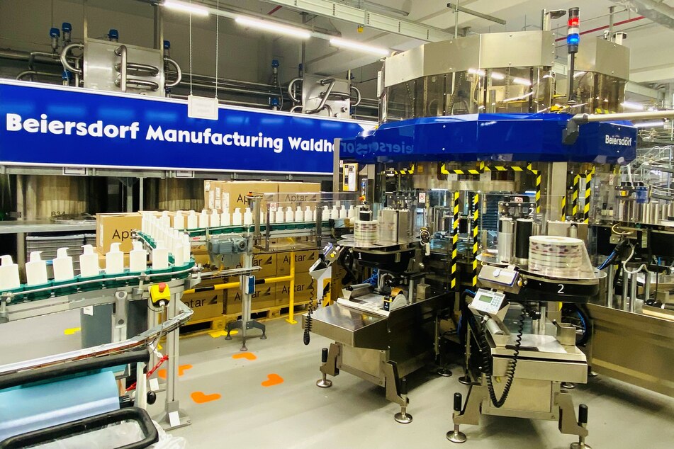 Das alte Beiersdorf-Werk in Waldheim macht dicht, dafür gibt es ein Werk in Leipzig und dazu ein neues Verteilzentrum.