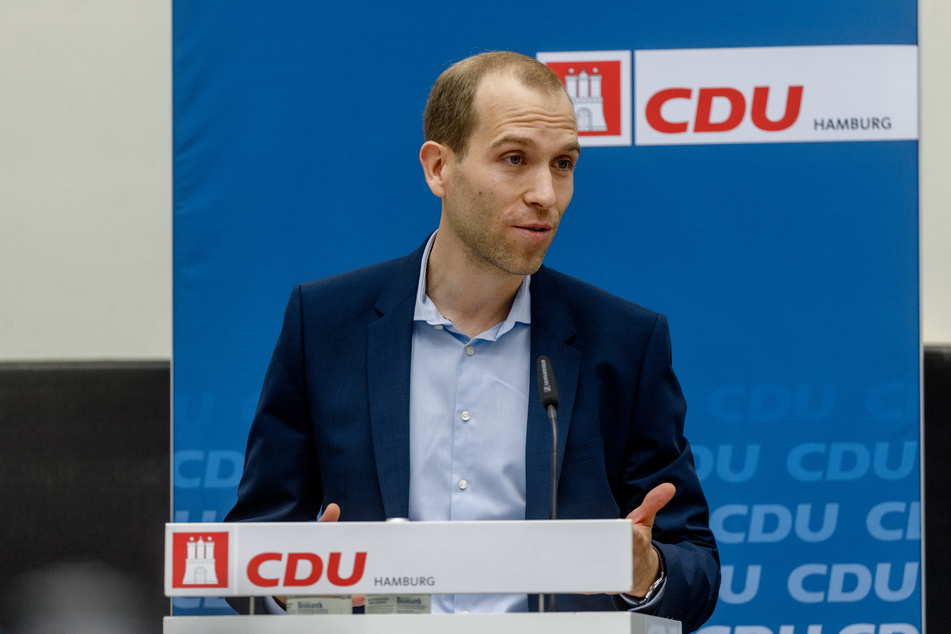 Hamburgs CDU-Fraktionschef Dennis Thering ist alles andere als zufrieden mit dem Corona-Management des rot-grünen Senats.