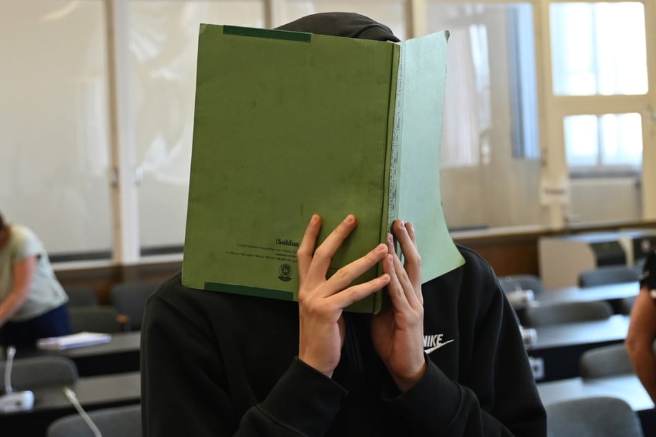 Der Angeklagte hatte zwei junge Frauen missbraucht und ihnen gedroht, sie umzubringen. Nun wurde ein Urteil gegen ihn gefällt.