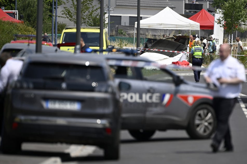 Flugzeugabsturz in Frankreich: Elf Menschen sterben auf dem Weg zum Fallschirmsprung