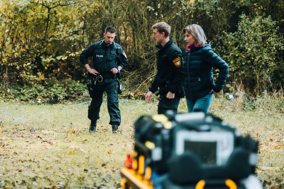 Die Polizei suchte - wegen diverser Spuren - das Waldstück erneut ab. Am Donnerstag wurde sie offenbar fündig.