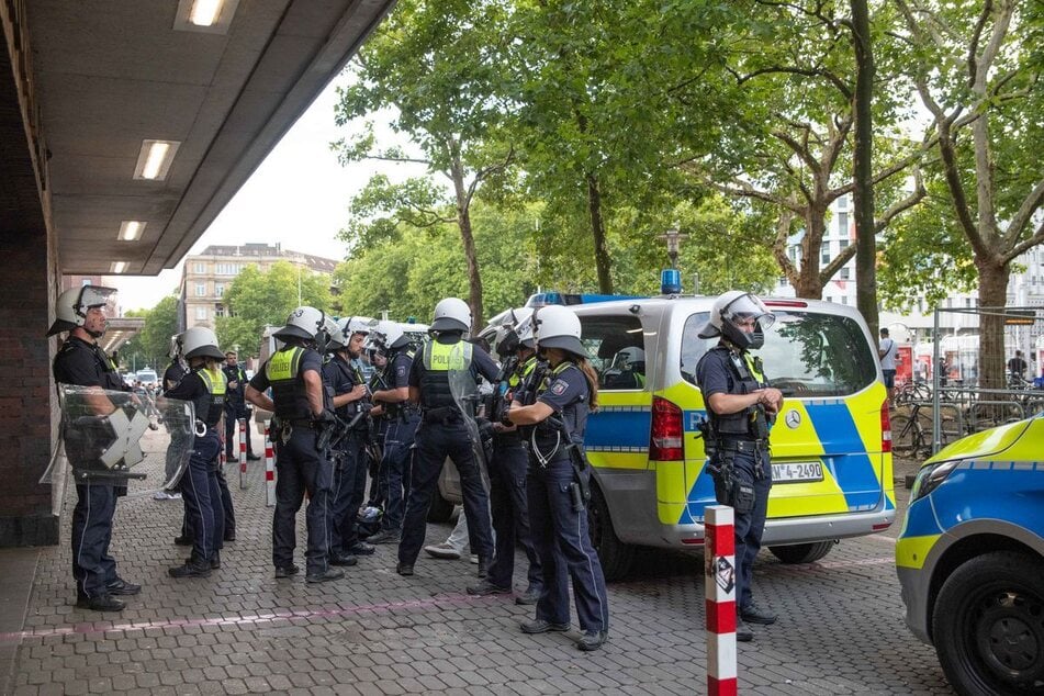 Festnahmen nach Massenschlägerei am Düsseldorfer Hbf