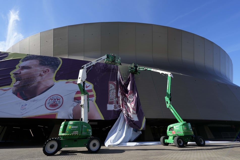 Der Super Bowl Lix findet im Caesar Superdome in New Orleans statt. Adan Manzano († 27) sollte tatsächlich live darüber melden.