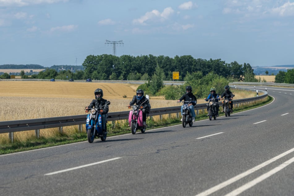 Eine Gruppe reiste auf ihren Simmen aus Konnersreuth in der Oberpfalz an.