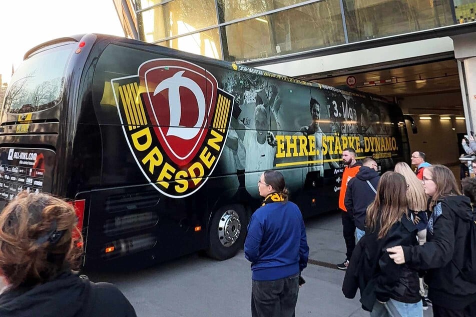 Kurz darauf trudelten auch die SGD-Profis ein.