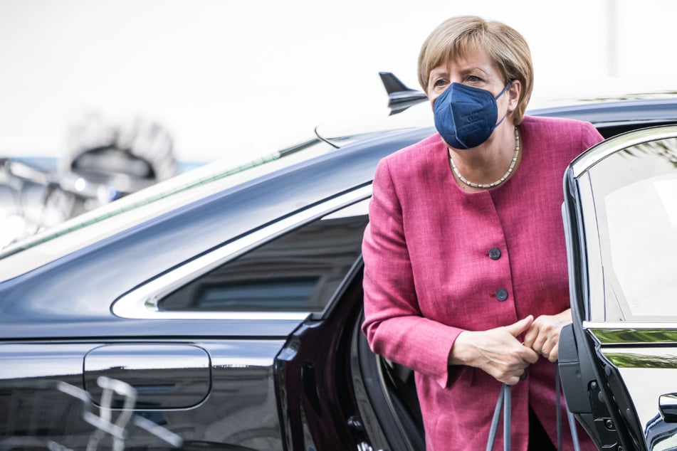 Bundeskanzlerin Angela Merkel (67) besucht am Montag die IAA in München.