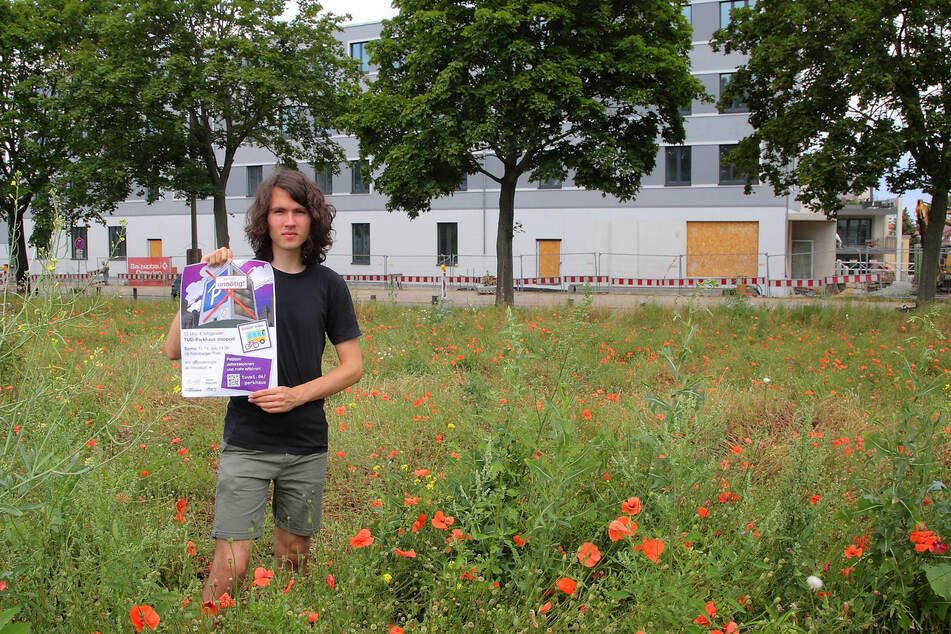 Moritz Schulz (19) möchte mit seinen Mitstreitern den Bau des Parkhauses verhindern.