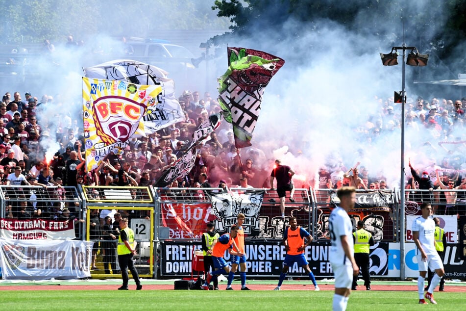 Die Fans des BFC Dynamo müssen ihren Verein auch in der Saison 2022/23 in der Regionalliga Nordost anfeuern.