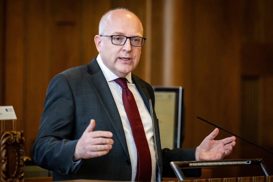 Oberbürgermeister Sven Schulze (53, SPD) hatte den sächsischen Umweltminister nach Chemnitz eingeladen.