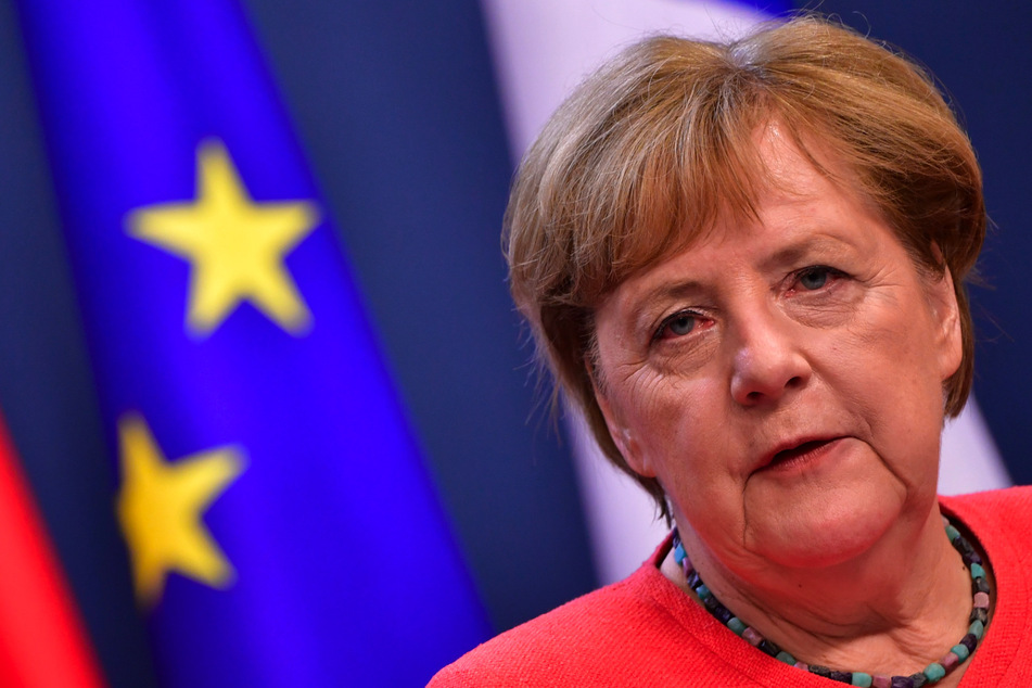 Bundeskanzlerin Angela Merkel (66).