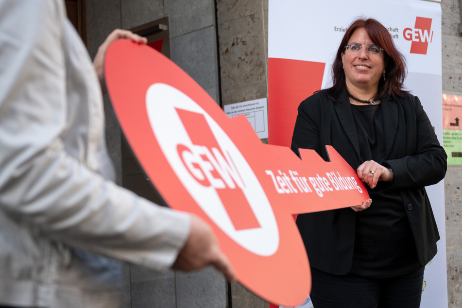 Corona in Baden-Württemberg: GEW fordert Wechsel- statt Präsenzunterricht in 5. und 6. Klassen