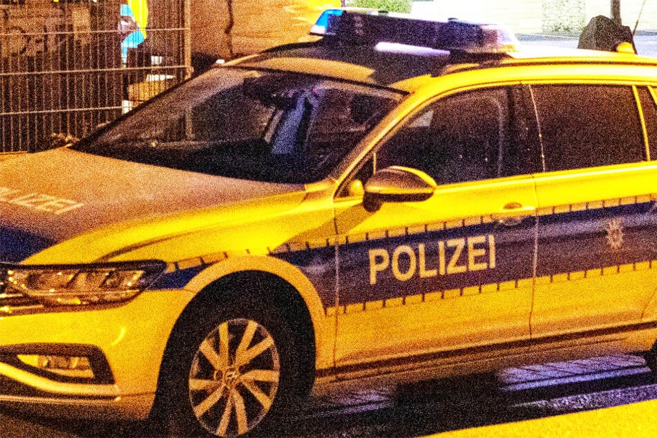 Noch am Tatort traf die Polizei auf den mutmaßlichen Täter, einen 26-Jährigen. Der junge Mann wurde festgenommen.