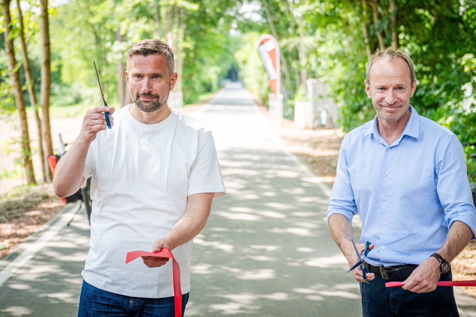 Verkehrsminister Martin Dulig (49, SPD) und Bürgermeister Knut Kunze (51, parteilos) haben den Chemnitzer Premium-Radweg offiziell eröffnet.