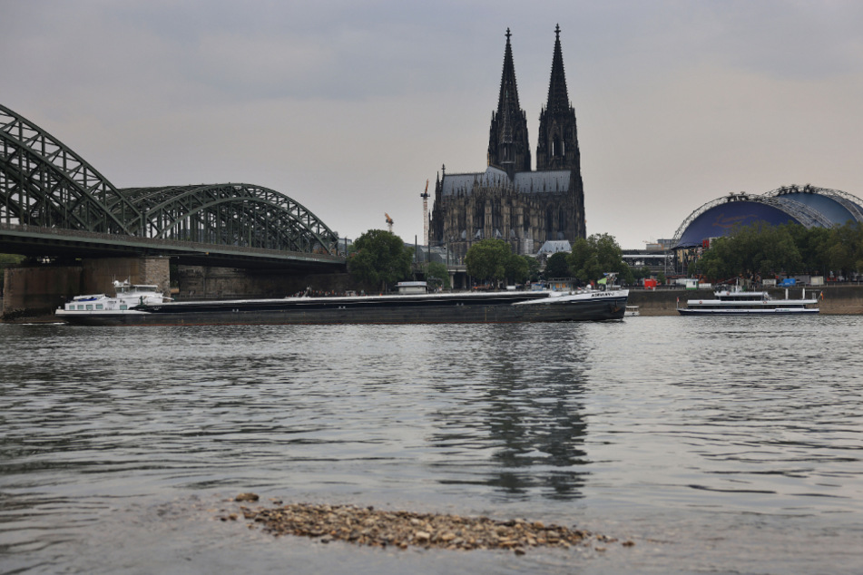 Der Rhein erholte sich kurzfristig und stieg um 14 Zentimetern im Vergleich zum Sonntag.
