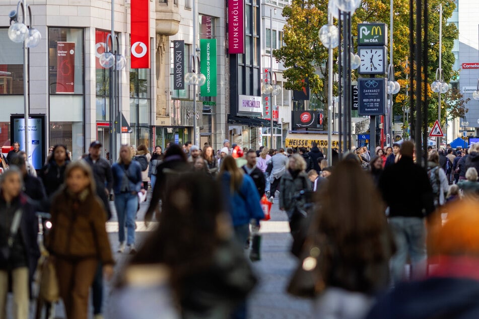 Wie zufrieden sind die Kölnerinnen und Kölner mit ihren Veedeln? Genau das wollte die Stadt-Tochter KölnBusiness in einer Umfrage herausfinden. (Symbolbild)