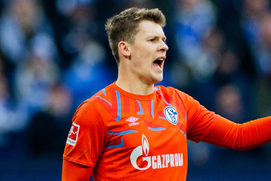 Schalkes Torwart Alexander Nübel (23) kommt bei Saisonverlängerung vorerst wohl nicht nach München.