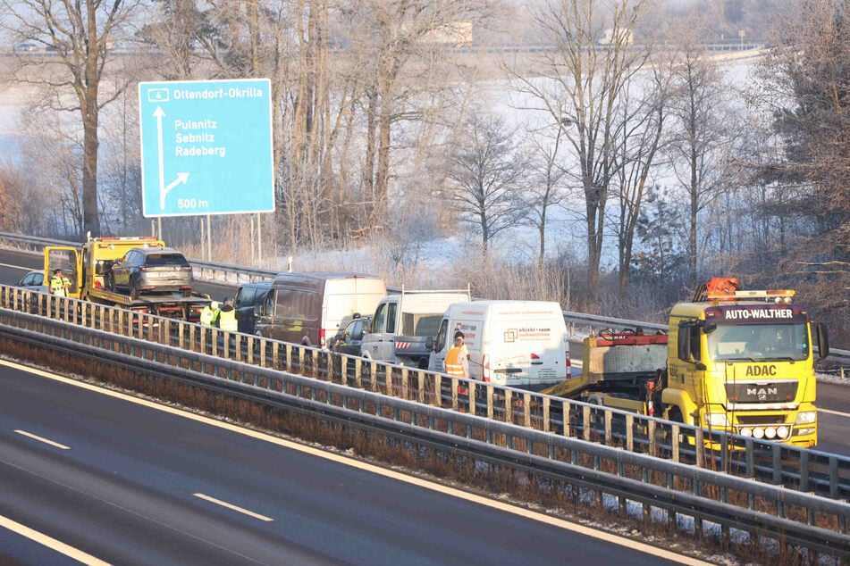 Neun Fahrzeuge waren beteiligt.