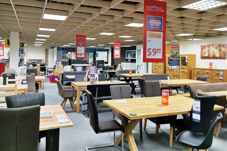 Am Sonntag (19.10.) können Möbel-Shopper bei ROLLER richtig viel sparen.