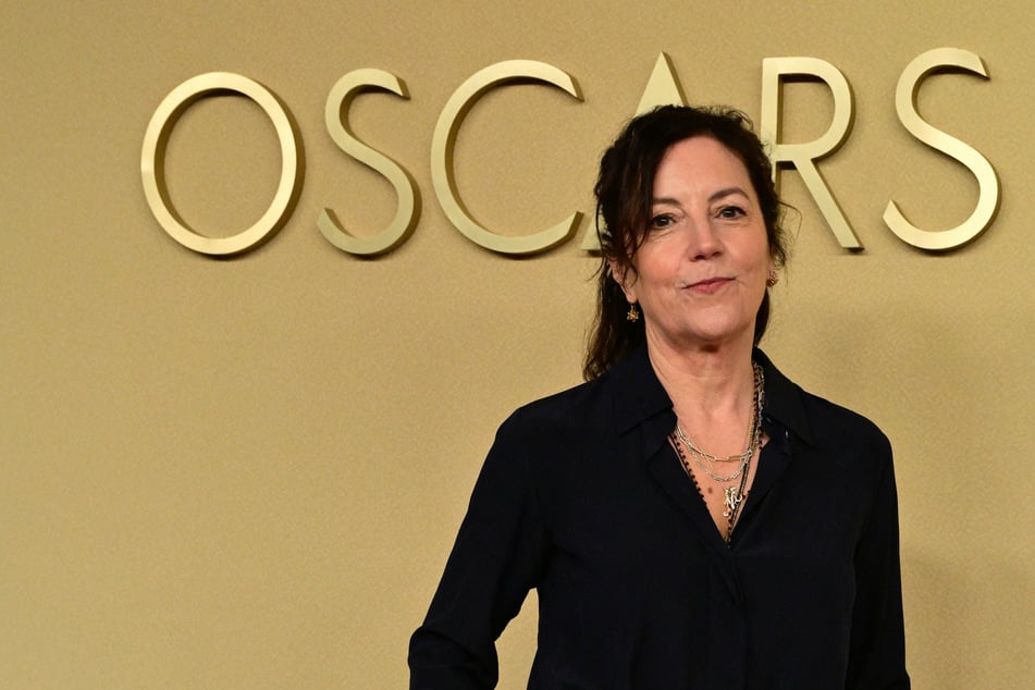 Hamnet casting director Nina Gold suggest the movie's leading lady, who is now the frontrunner for best actress.