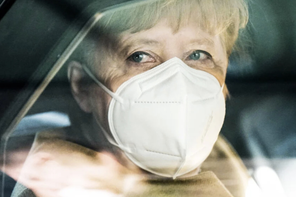 Bundeskanzlerin Angela Merkel (66, CDU).