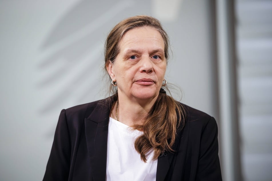 Bundeswahlleiterin Dr. Ruth Brand (57, parteilos).