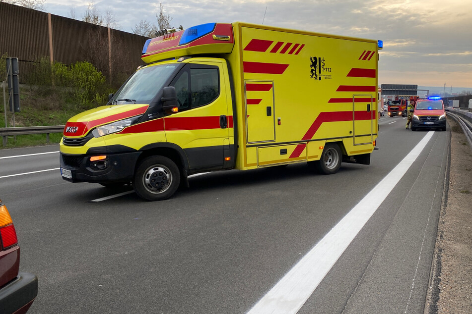 Unfall A4: Skoda und Opel krachen auf der A4 zusammen: 43-jähriger kommt ins Krankenhaus