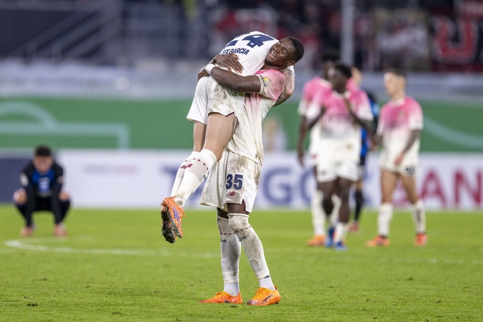 Bayer Leverkusen steht im Achtelfinale des DFB-Pokals.