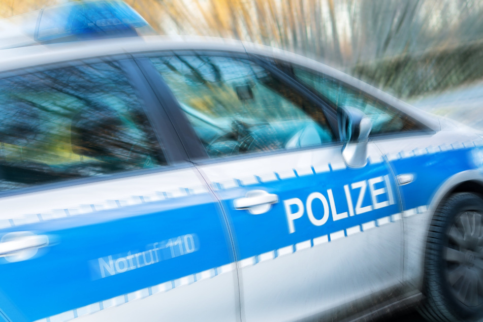 Das Kind sowie die Seat-Fahrerin wurden nach dem Unfall im Krankenhaus behandelt. (Symbolbild)