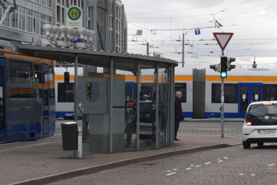 Straßenbahn-Nutzer brauchen heute Nerven aus Stahl.