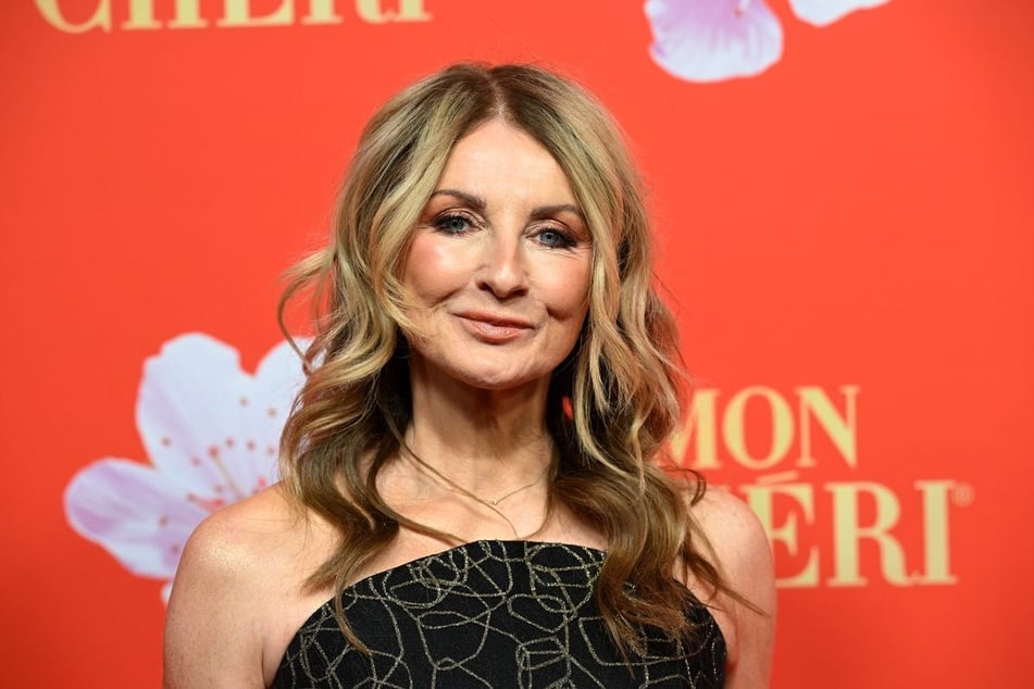 Auf den roten Teppichen dieser Welt zu Hause: RTL-Moderatorin Frauke Ludowig (62).