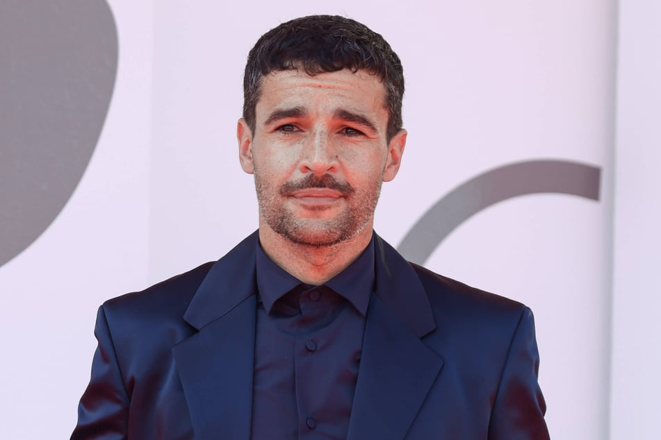 Vater soll ihr neuer Freund, Schauspieler Christopher "Chris" Abbott (40) sein.