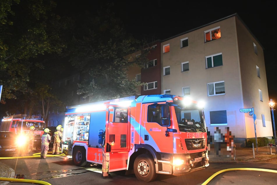 Im Berliner Ortsteil Wilhelmstadt ist in der Nacht zum heutigen Mittwoch ein Feuer im Erdgeschoss eines Wohnhauses ausgebrochen.